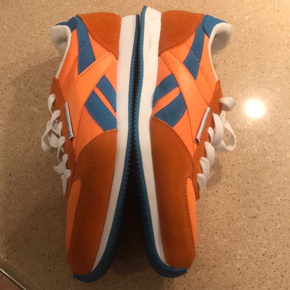 Reebok Shoes - Reebok Classics